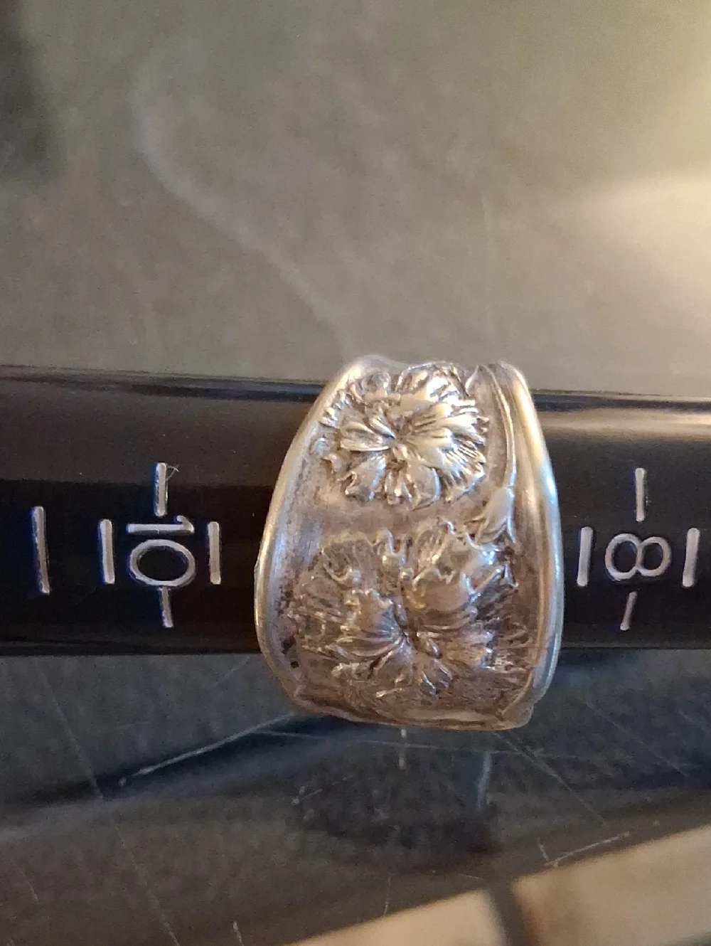 WILLIAM ROGERS SILVER SPOON RING - Picture 2 of 5